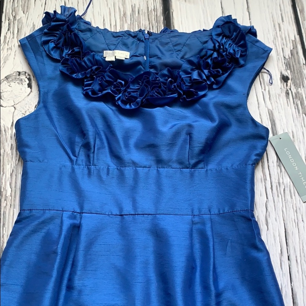 Blue Dress - Picture 2 of 5